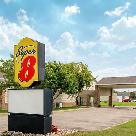 Super 8 By Wyndham Beresford Hotel Екстериор снимка
